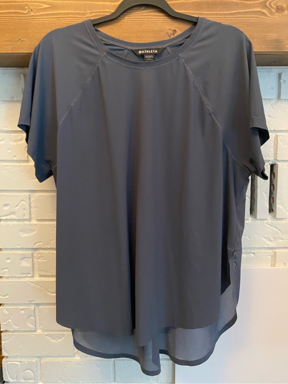 Athleta Ultimate Mesh Tee High Low Hem Performance Top Slate Tunic Shirt XL